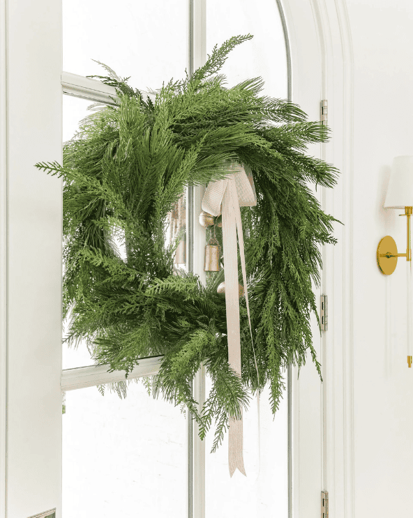 GH Signature Cedar Wreath
